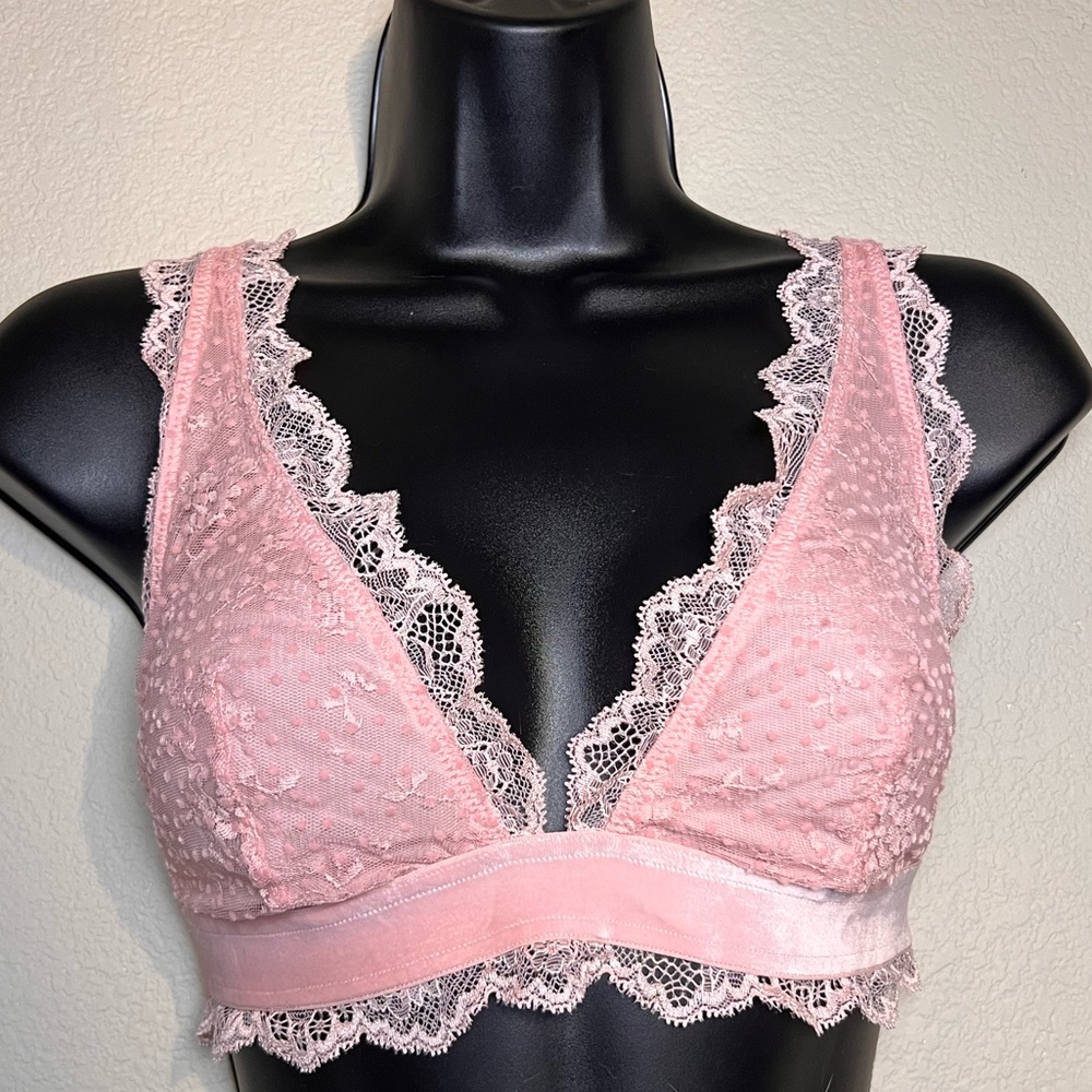 New VS wireless bralette XL